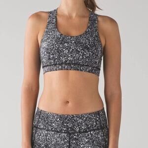 Lululemon Pavement Pusher Bra Size 6
